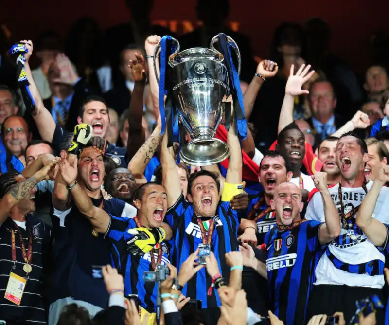 INTER TRIPLETE