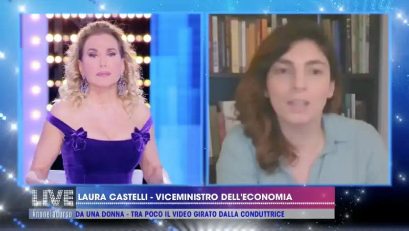 laura castelli dalla d'urso 1