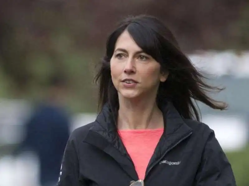 mackenzie bezos