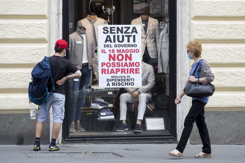 protesta dei commercianti del centro di roma 3