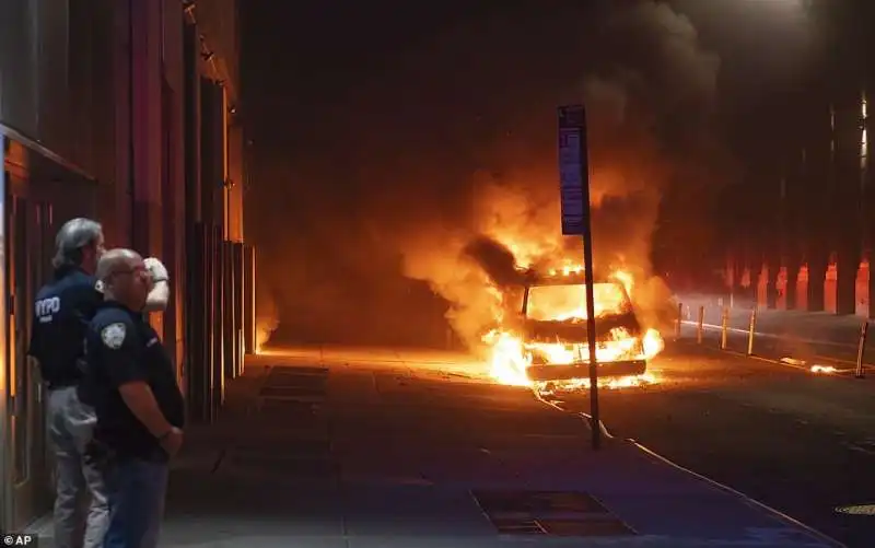 stati uniti   proteste in strada dopo la morte di george floyd  22