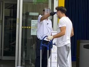 termoscanner al centro commerciale porta di roma