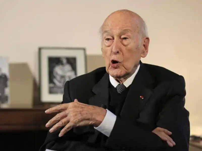 VALERY GISCARD  D ESTAING