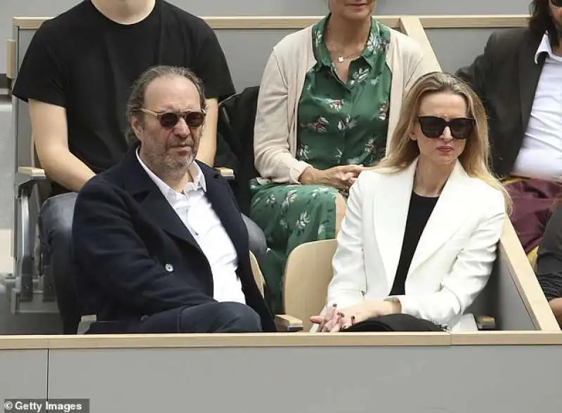 xavier niel con la moglie delphine arnault