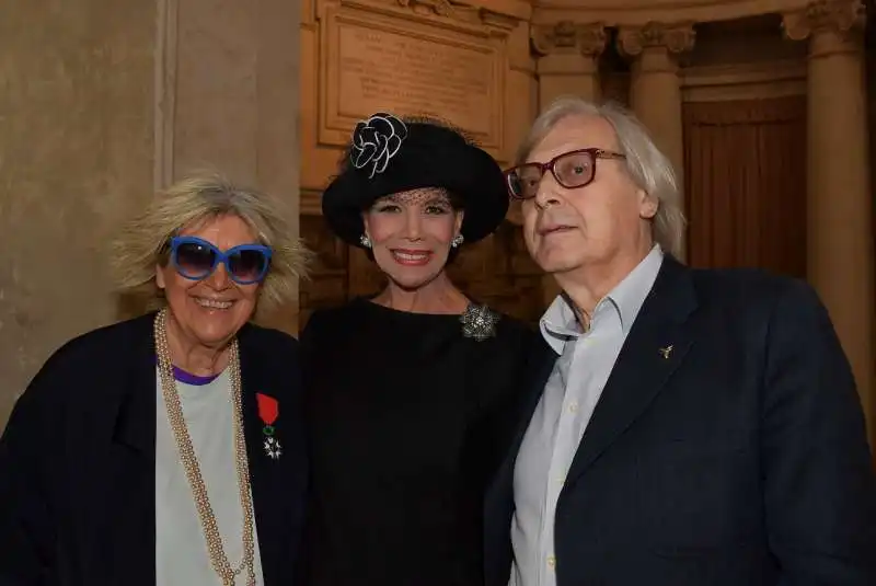 alda fendi  marisela federici  vittorio sgarbi  foto di bacco