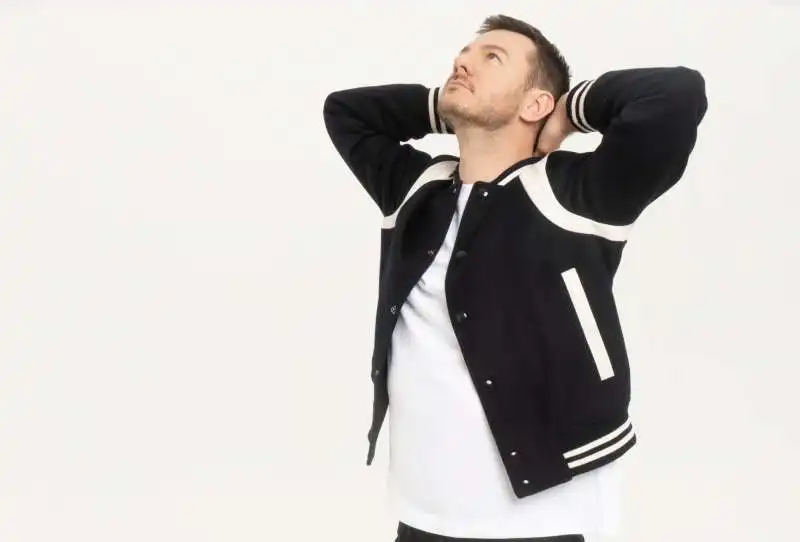 alessandro cattelan   una semplice domanda