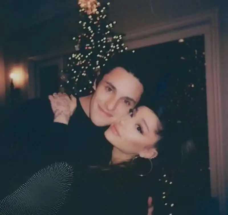 ariana grande e dalton gomez 4