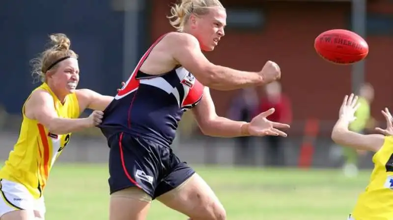 ATLETA TRANS RUGBY FEMMINILE