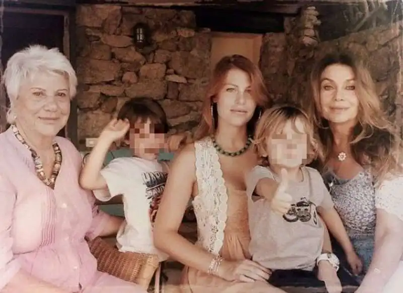 barbara berlusconi con la famiglia