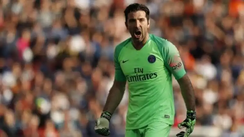 BUFFON PSG