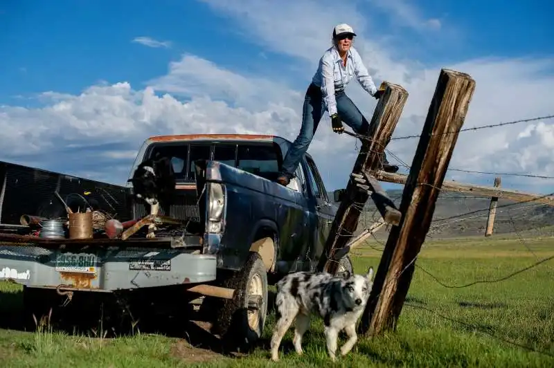 caitlyn taussig nel ranch di kremmling, colorado, gestito da sole donne 