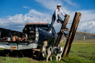 caitlyn taussig nel ranch di kremmling, colorado, gestito da sole donne