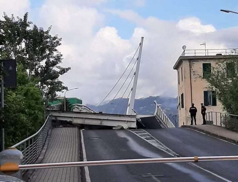 CROLLO PONTE LA SPEZIA 2