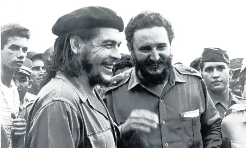 ERNESTO CHE GUEVARA E FIDEL CASTRO