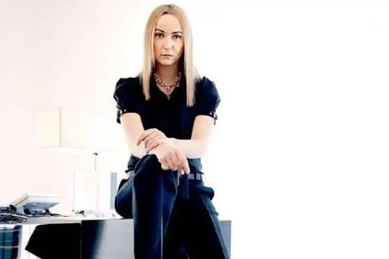 frida giannini 7