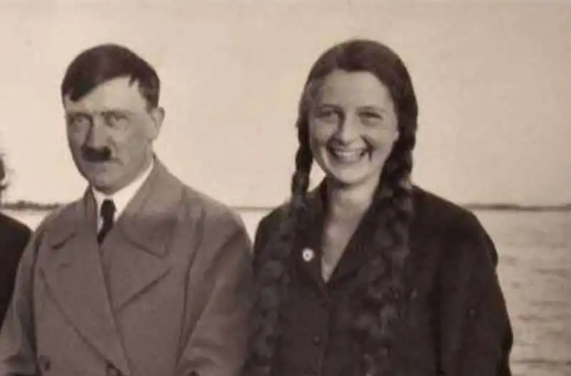 hitler con la nipote geli raubal