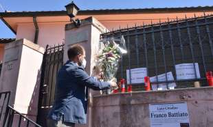 i funerali di franco battiato 12