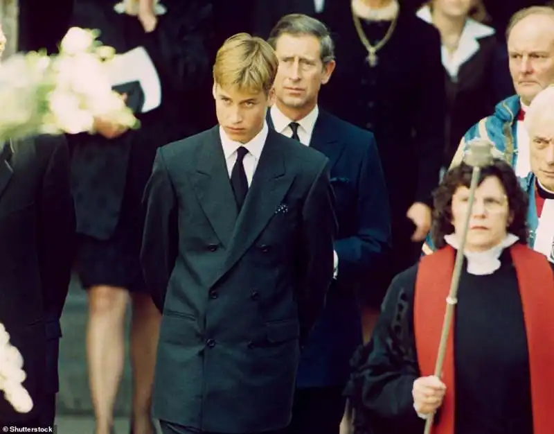 il principe william ai funerali di diana 