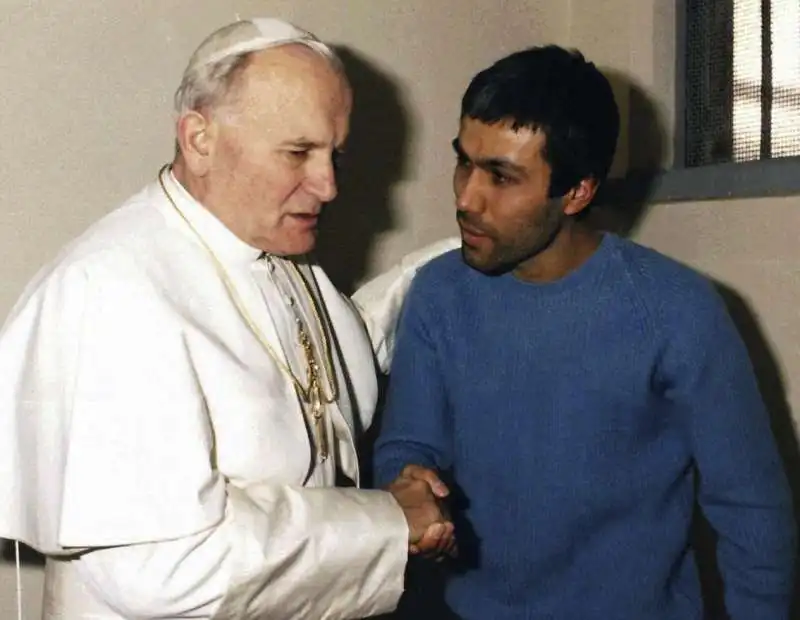 karol wojtyla ali agca 