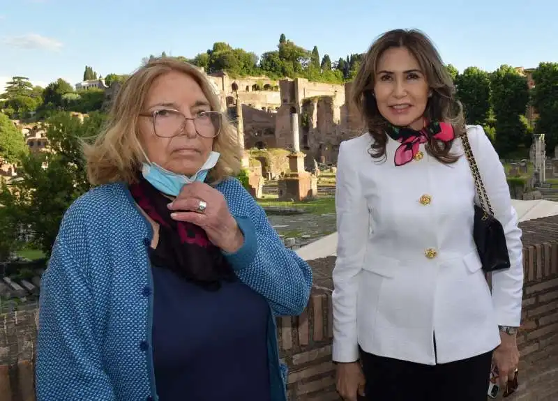 la contessa gloria ciano e la principessa mariapia ruspoli  foto di bacco