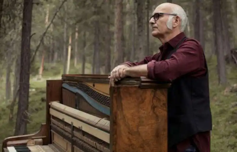 ludovico einaudi