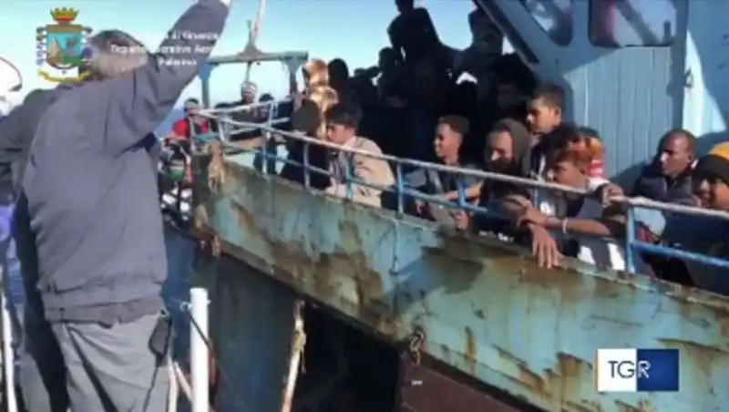 migranti lampedusa 4