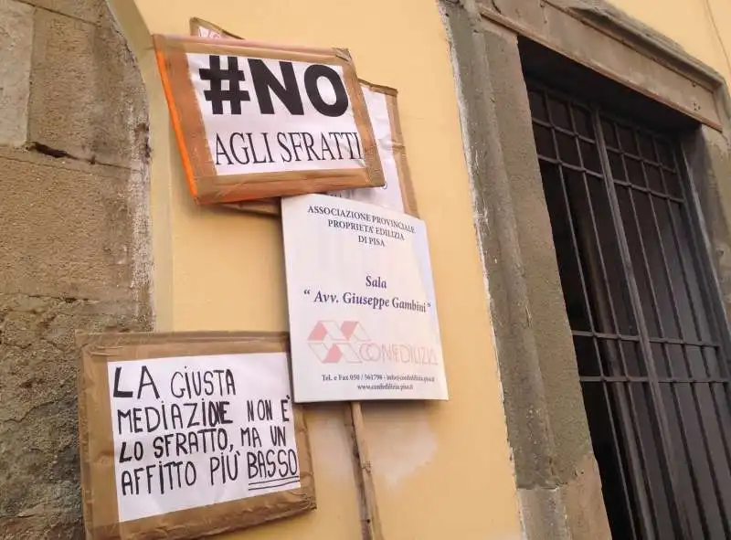 proteste contro gli sfratti