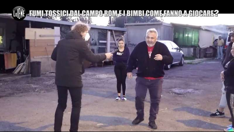 roghi tossici dal campo rom 25