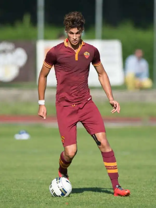 scamacca con la maglia della roma