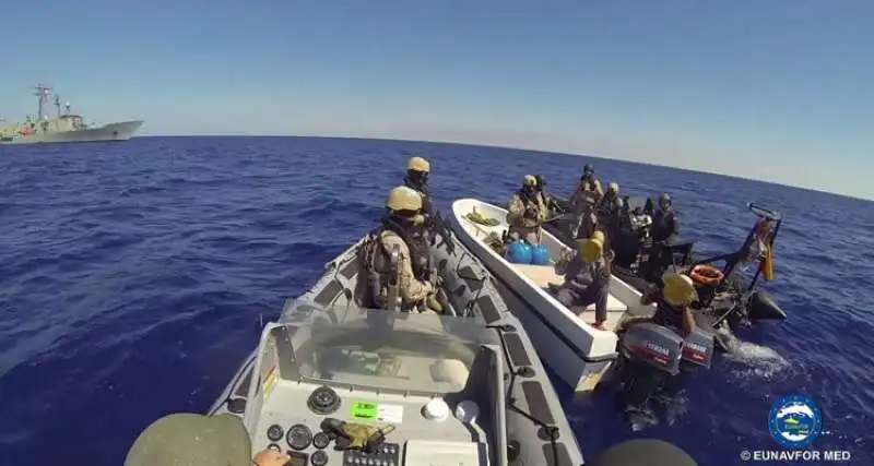 traffico migranti libia 4