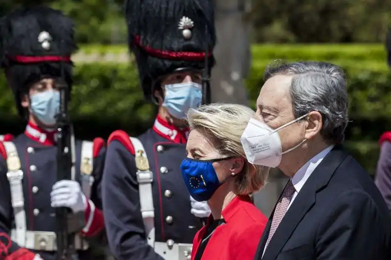 ursula von der leyen mario draghi