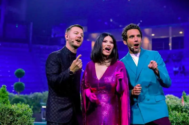 alessandro cattelan, laura pausini, mika 7