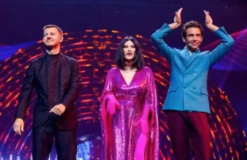 alessandro cattelan, laura pausini, mika 8