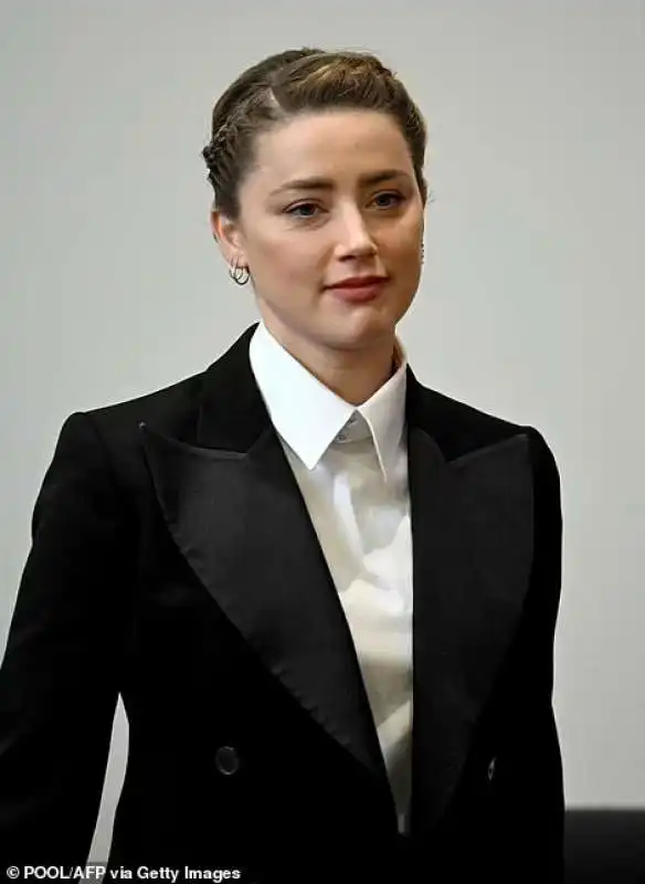 Amber Heard al processo in Virginia