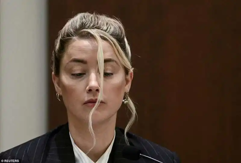 amber heard al processo in virginia 7