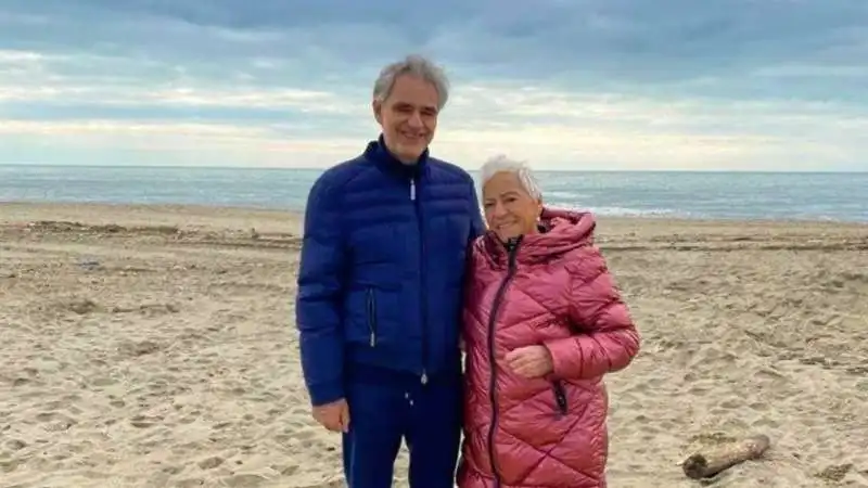 andrea bocelli e la madre edi aringhieri  2