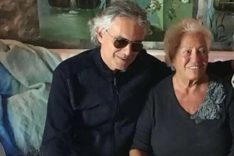 andrea bocelli e la madre edi aringhieri  4