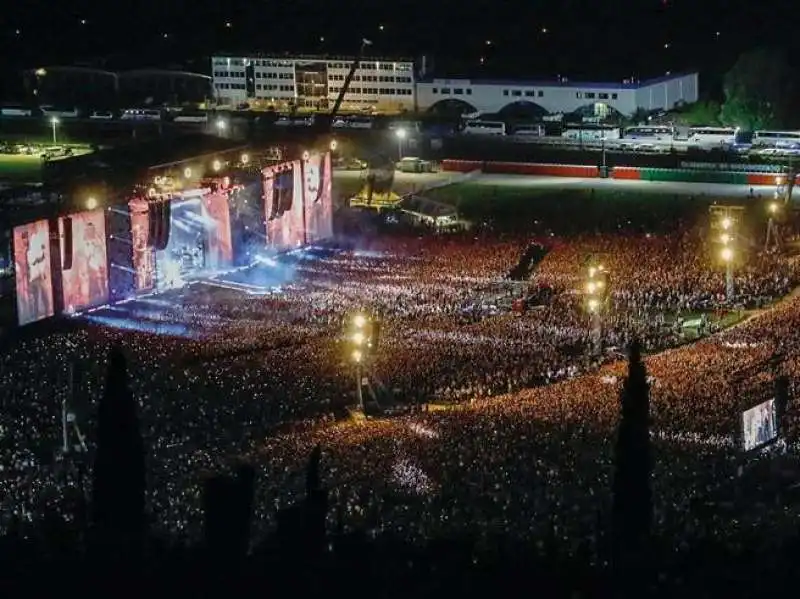 concerto di vasco rossi a trento 