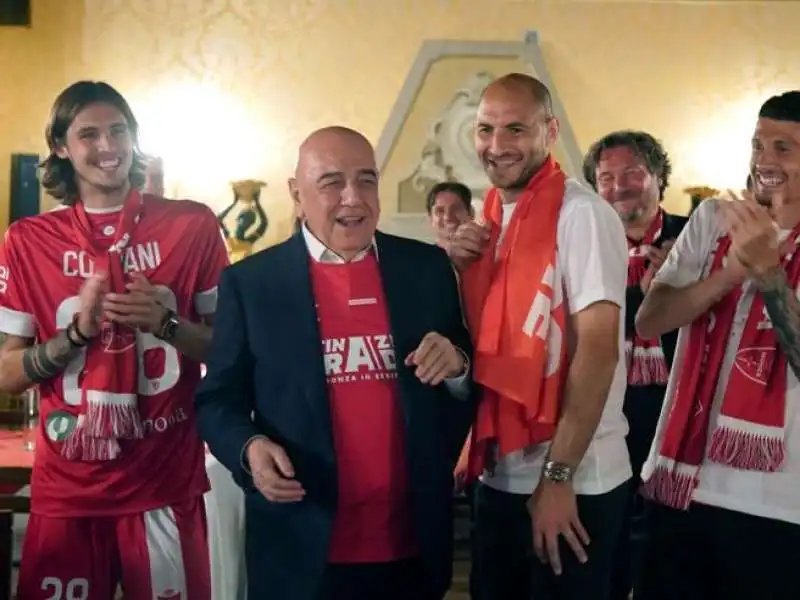 GALLIANI 19