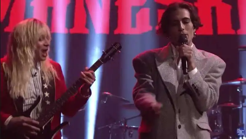 i maneskin suonano con jimmy fallon   8