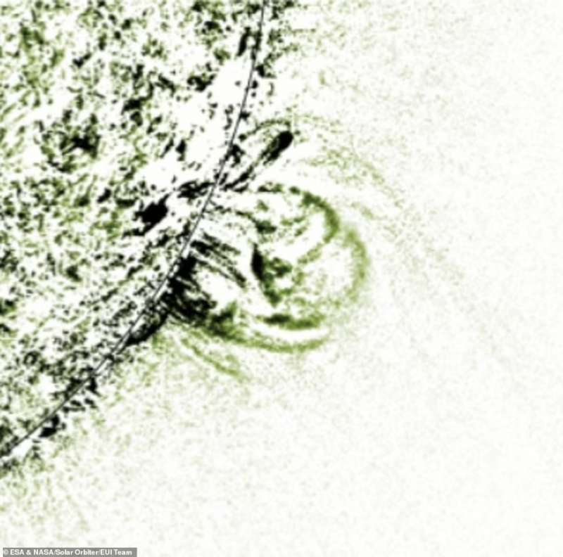 Il bagliore solare ripreso dalla sonda Solar Orbiter