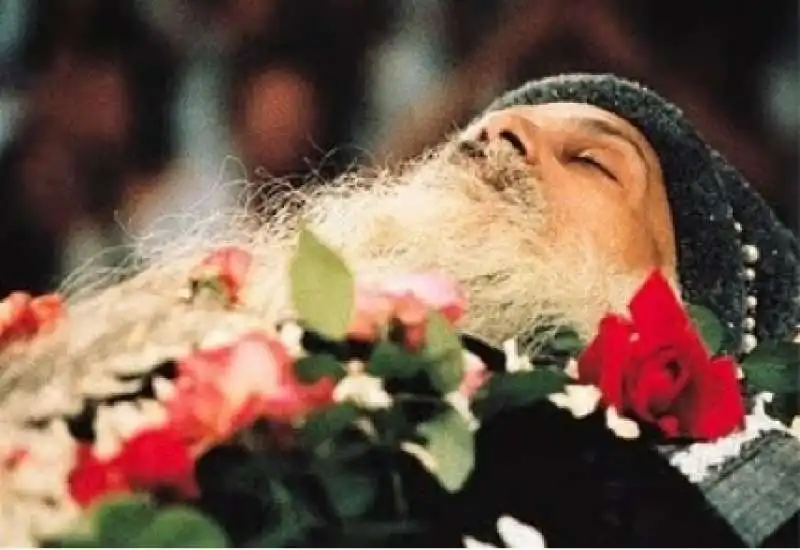 il cadavere di osho 