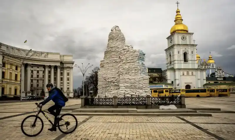 il lento ritorno di kiev alla vita normale 6