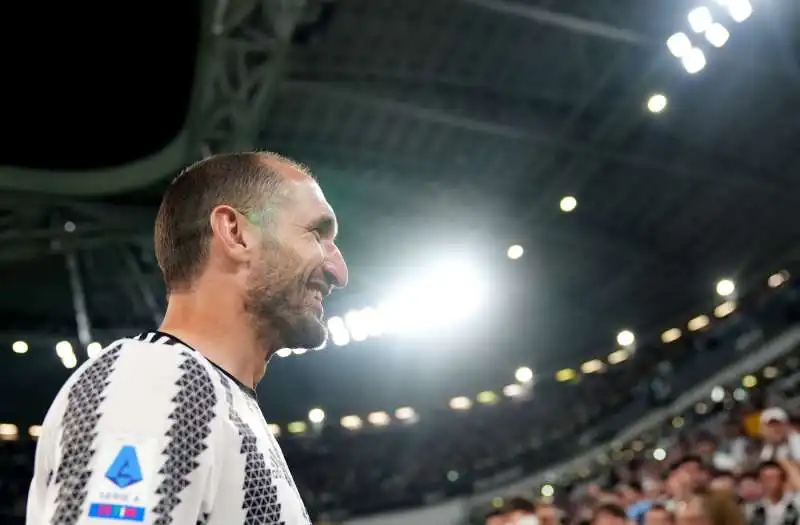 il saluto di giorgio chiellini alla juventus 13