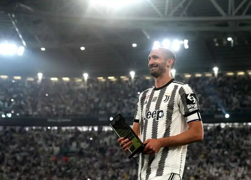 il saluto di giorgio chiellini alla juventus 22