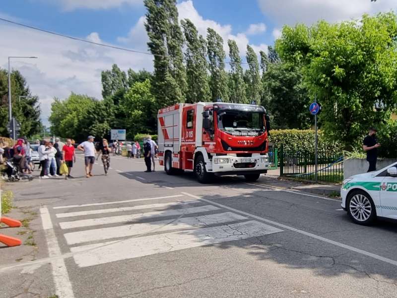 incendio alla scuola dell infanzia di osio sopra 6