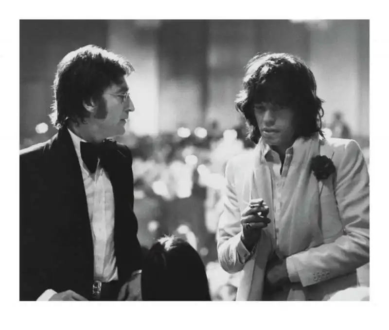 john lennon e mick jagger by ron galella