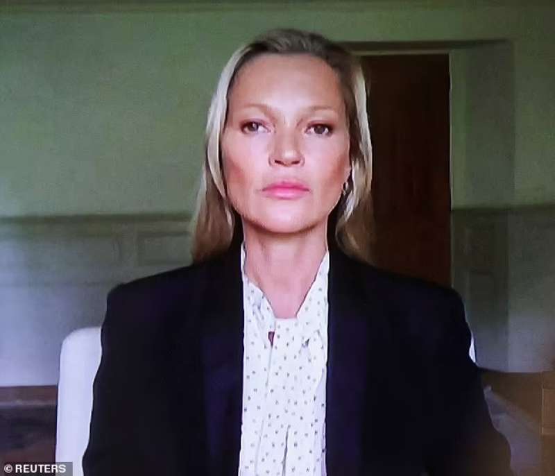 Kate Moss durante la testimonianza al processo di Johnny Depp 5