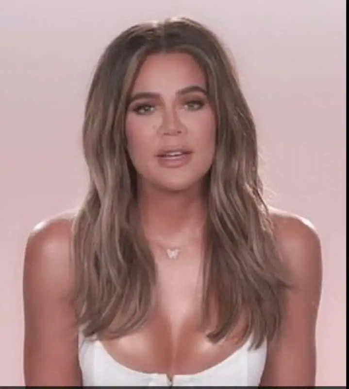 khloe kardashian senza filtri