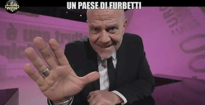 le iene presentano  un paese di furbetti 5